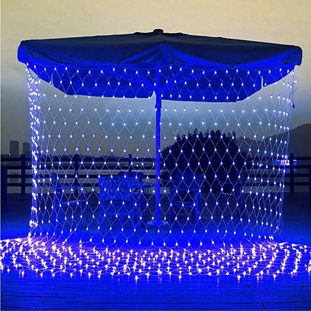 Instalatie Craciun, Tip Plasa, 8 m x 2 m, 640 LED-uri, Albastru, 8 jocuri de lumini, Transformator, Interconectabila, Prelungitor 5 m inclus, Fir transparent, Klevo