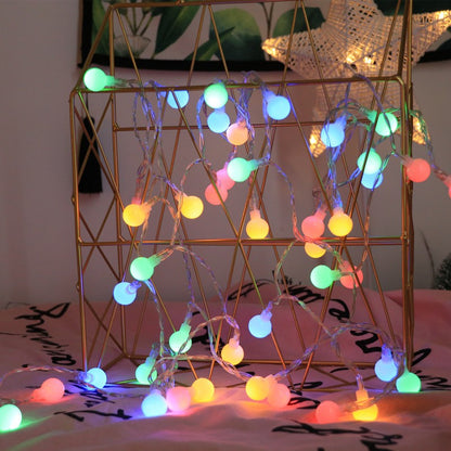 Instalatie sfere brad Craciun Klevo, 3 metri, 20 LEd-uri, alimentare la retea, fir transparent, multicolora