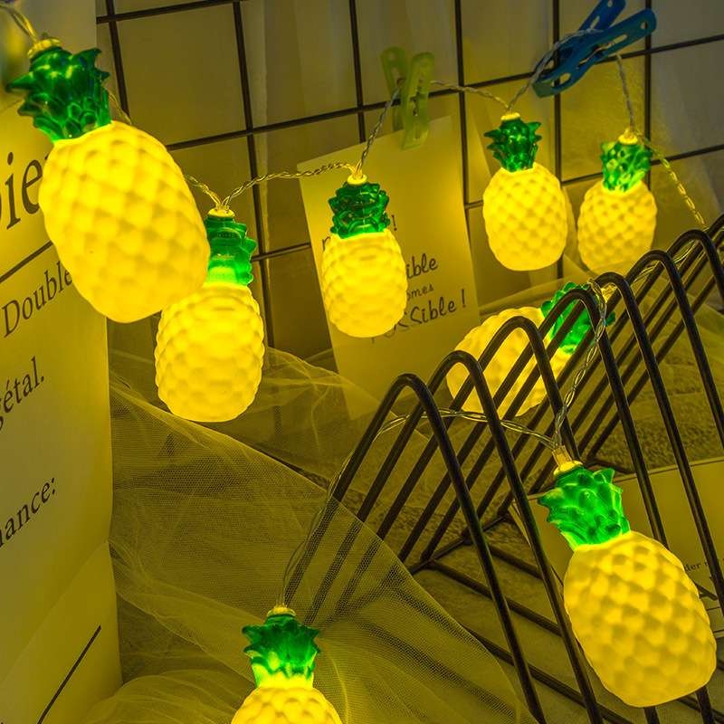 Instalatie de Craciun, Klevo®, Tip Sir cu Baterii, 1.5 m, 10 LED-uri, Model Ananas, Galben