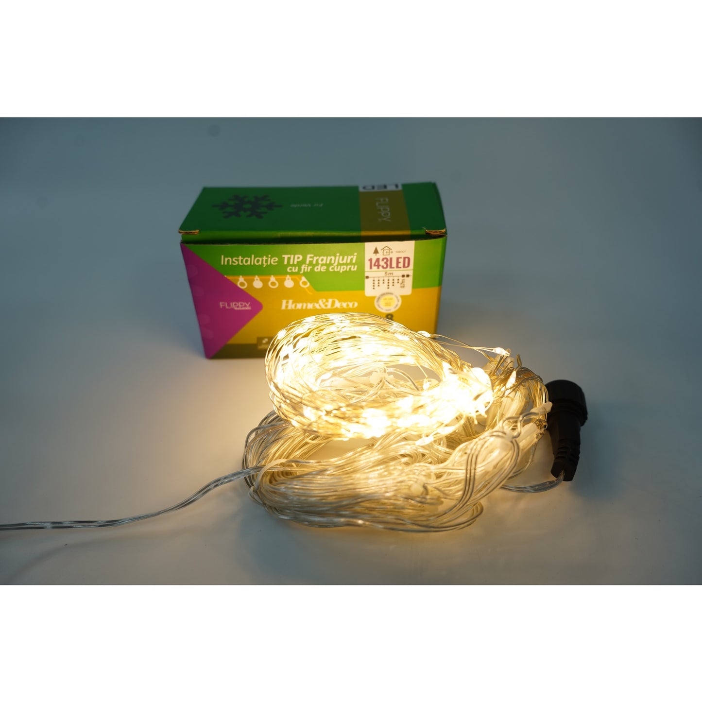 Instalatie de Craciun Klevo® Tip Turturi, Franjuri cu 8 jocuri de lumini, Sectiune 5 m, 143 LED-uri, Interconectabila, Fir Cupru, Alb Cald