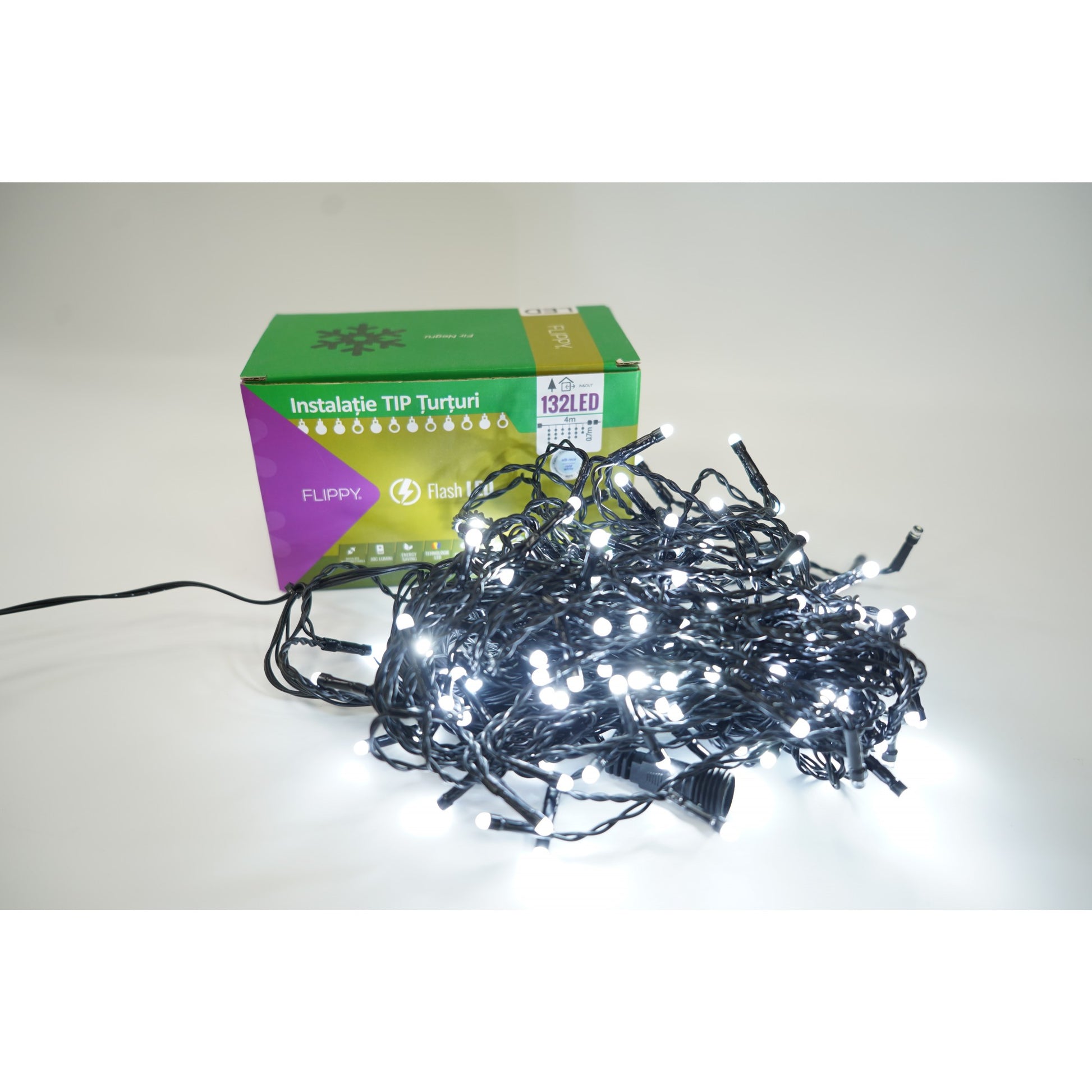 Instalatie de Craciun Klevo® Tip Turturi, Franjuri cu Flash, Sectiune 4 m, 132 LED-uri, Interconectabila, Fir Negru, Alb Rece