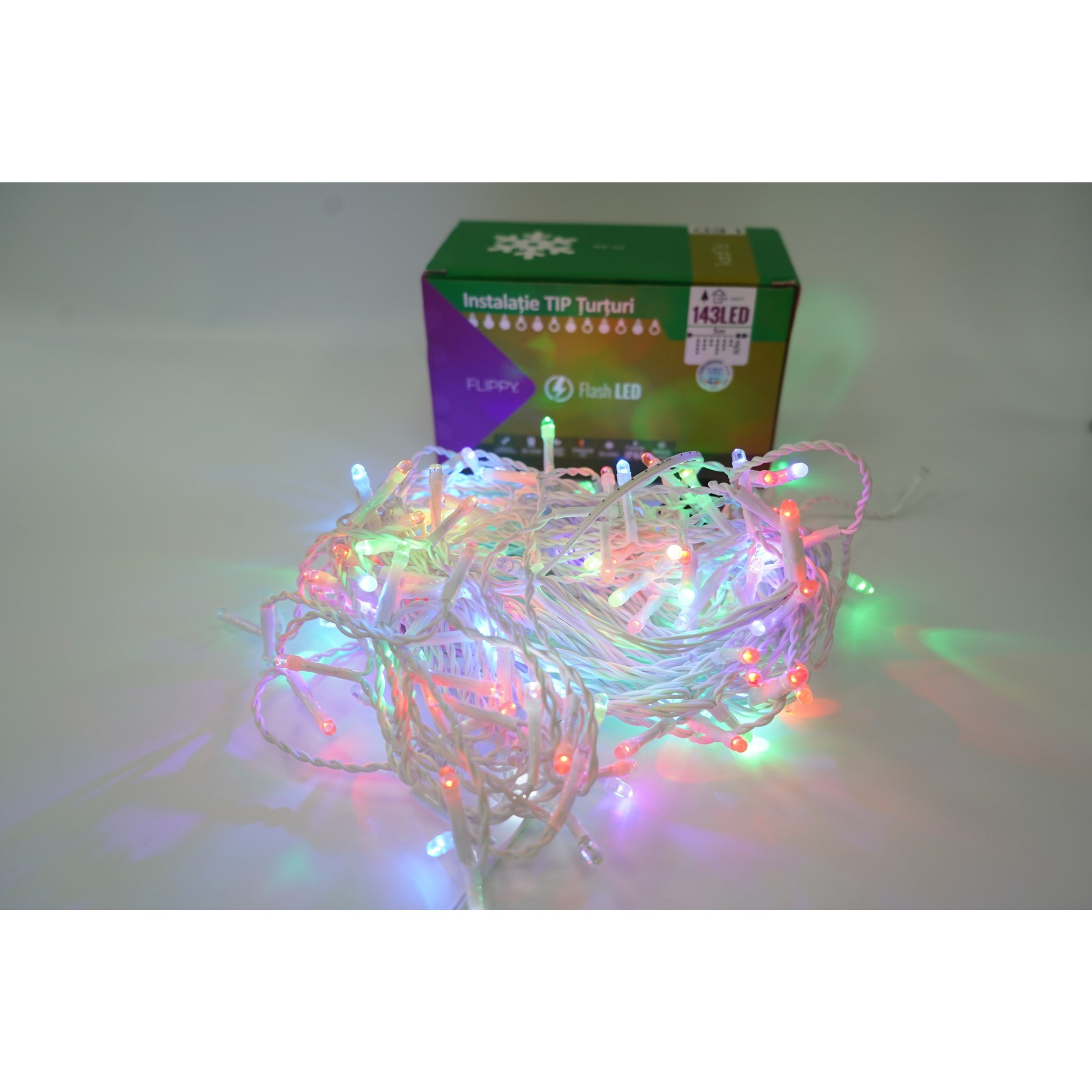 Instalatie de Craciun Klevo® Tip Turturi, Franjuri cu Flash, Sectiune 5 m, 143 LED-uri, Interconectabila, Fir Alb, RB-RG