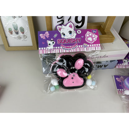 Jucarie Antistres Squishy, Klevo, cu Revenire Lenta, Model Labuta de Pisica, cu Stelute, 12 cm, 220g, Pinch Family, Ambalaj Transparent, Roz Negru