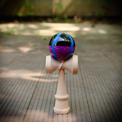 Kendama X Originala, Profesionala, Klevo, din Lemn, Rubber Grip, 18 cm, Negru/Mov/Albastru
