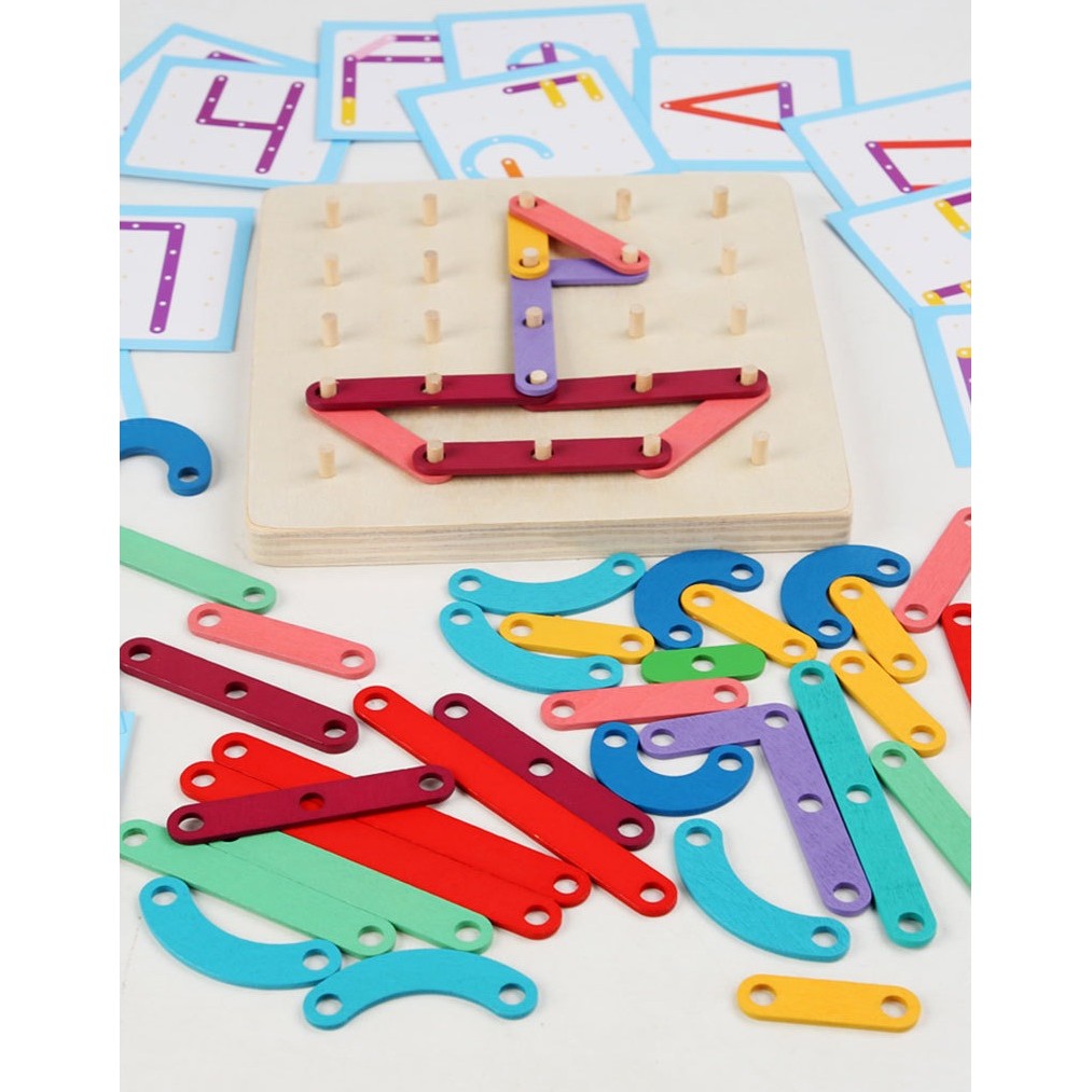 Jucarie Montessori Pegboard, Klevo, din Lemn, Tip Puzzle, Forme, Litere, Educativ, 17.8 x 17.8 x 1.5 cm, Multicolor