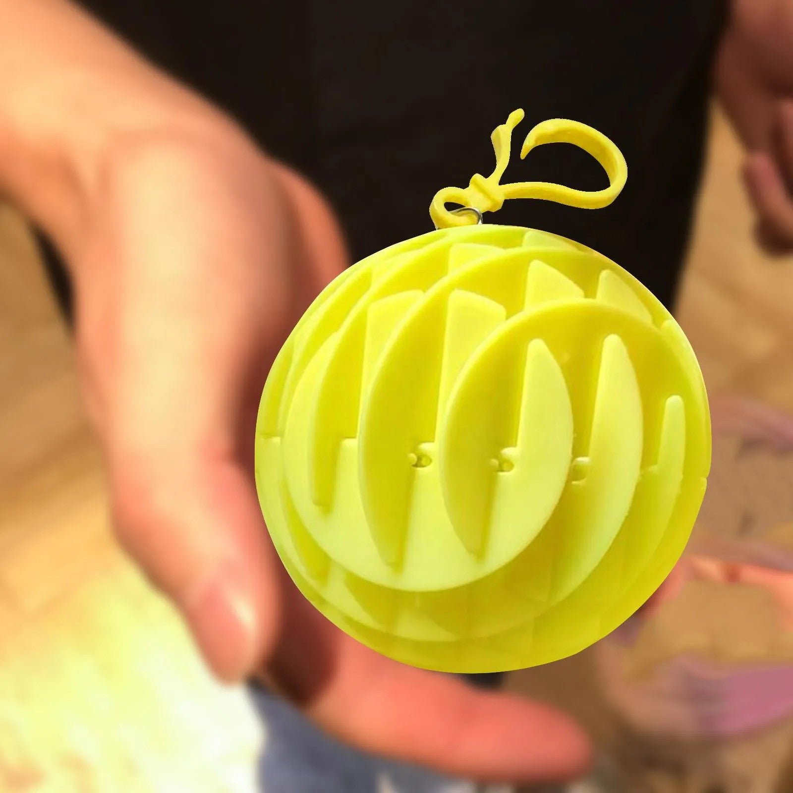 Jucarie Worm Fidget de Decompresie, Klevo, Anti Stres, Dimensiune Compacta 6 cm, Dimensiune Extinsa 15.5 cm, Galben