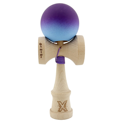 Kendama X Originala, Profesionala, Klevo, Big Cups V2, Rubber Grip cu Cupe Mari, Rulment Metalic cu Ata 55 cm, Violet/Albastru