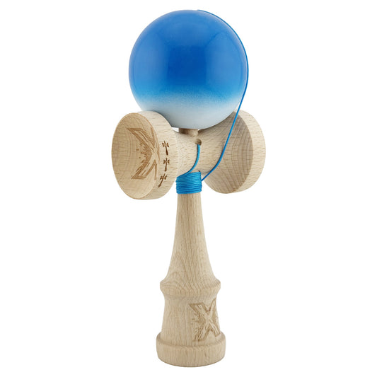 Kendama X Originala, Profesionala, Klevo, Big Cups V2, Super Sticky cu Cupe Mari, din lemn 18 cm, Rulment Metalic cu Ata 55 cm, Albastru/Alb