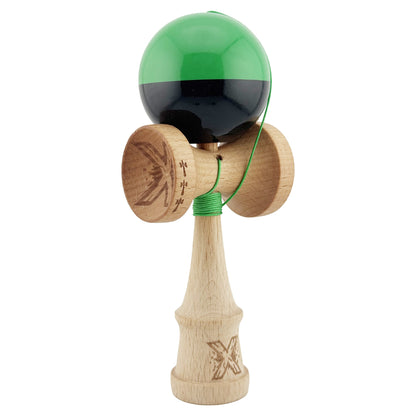 Kendama X Originala, Profesionala, Klevo, Big Cups V2, Super Sticky cu Cupe Mari, Rulment Metalic, din lemn 18 cm, Ata 55 cm, Verde/Negru