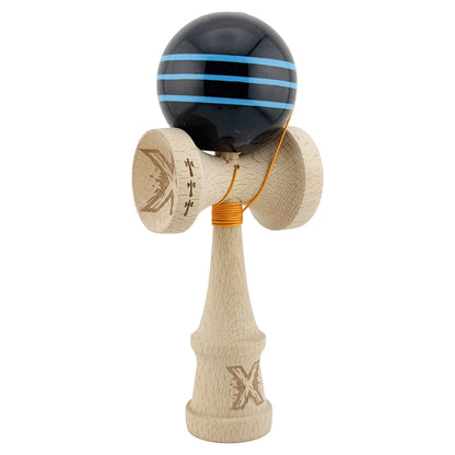 Kendama X Originala, Profesionala, Klevo, Big Cups V2, Super Sticky Legendary Cupe Mari, Rulment Metalic cu Ata 55 cm, Negru/Linii Albastre deschise