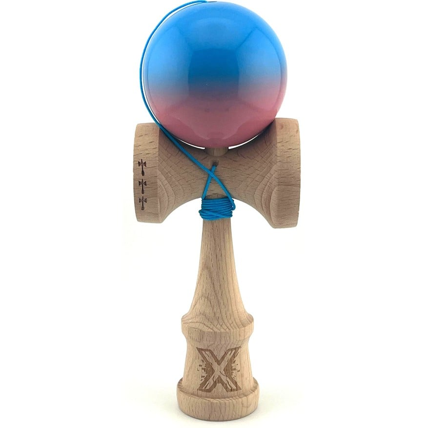 Kendama X Originala, Profesionala, Klevo, Big Cups V2, Super Sticky cu Cupe Mari, din lemn 18 cm, Rulment Metalic cu Ata 55 cm, Albastru/Roz