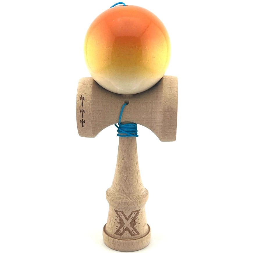 Kendama X Originala, Profesionala, Klevo, Big Cups V2, Super Sticky cu Cupe Mari, din lemn 18 cm, Rulment Metalic cu Ata 55 cm, Portocaliu/Galben/Alb