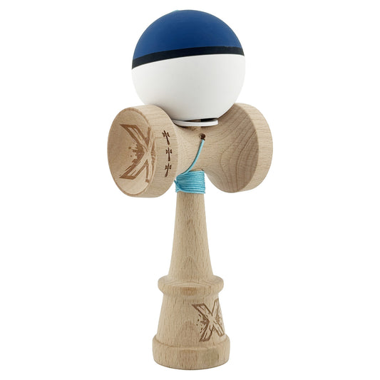 Kendama X Originala, Profesionala, Klevo, Cupe Mari KING SIZE V3, Rubber Grip, Gaura in Baza, Rulment Metalic, din lemn 18 cm, Ata 62/65 cm, S Bicolor Albastru inchis/Alb