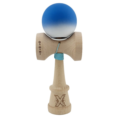 Kendama X Originala, Profesionala, Klevo, Rubber Grip, Cupe Mari KING SIZE V3, Gaura in Baza, Rulment Metalic, din lemn 18 cm, Ata 62/65 cm, Gradient Albastru/Alb