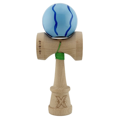 Kendama X Originala, Profesionala, Klevo, Super Sticky cu Cupe Mari KING SIZE V3, Gaura in Baza, Rulment Metalic, din lemn 18 cm, Ata 62/65 cm, Special Albastru deschis