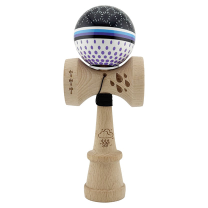 Kendama X Originala, Profesionala, Klevo, RAINDROPS, Super Sticky cu Cupe Mari KING SIZE V3, Gaura in Baza, Rulment Metalic, din lemn 18 cm, Ata 62/65 cm, Alb/Negru/Mov