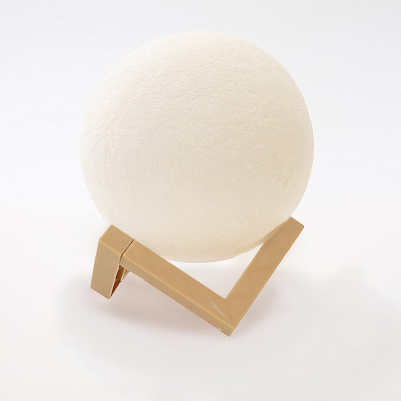 Lampa de veghe in forma de luna 3D Moon Light, alb cald alimentare baterii, fara acumulator, stand din plastic inclus, 8 cm, Klevo