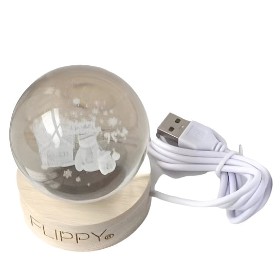 Lampa LED Decorativa, Klevo, cu Bila de Cristal cu Diametru 6cm, Model Merry Christmas 3D, Alimentare USB, Suport din Lemn, Lumina Alb Cald