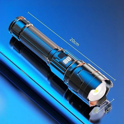 Lanternă Klevo P50 cu zoom telescopic, afișaj digital și ieșire magnetică  Model 117