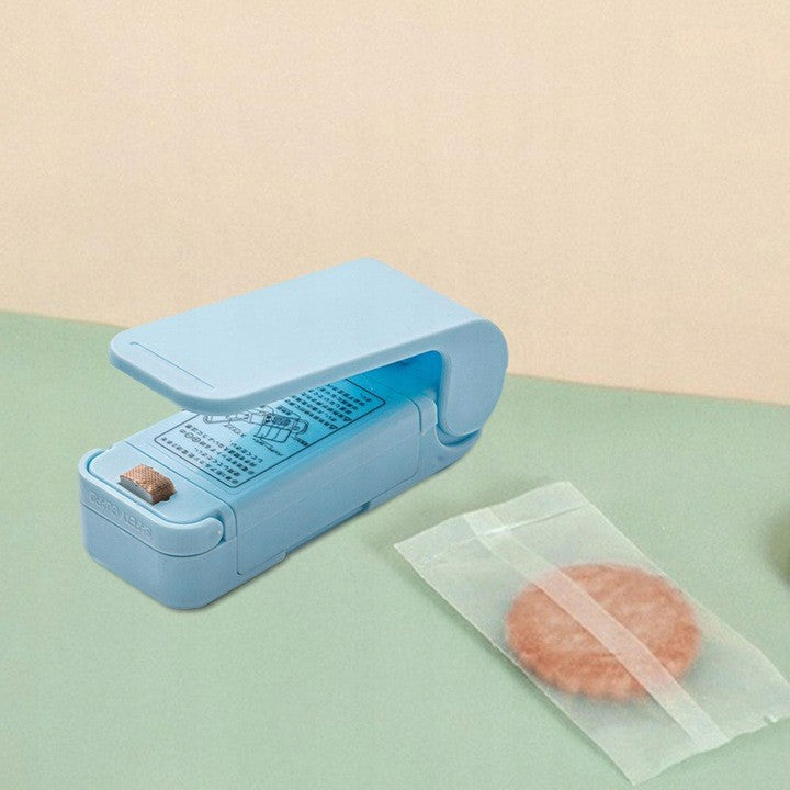 Mini Aparat de Sigilat Pungi cu Baterii, Klevo, Etansare prin Caldura, Spate Magnetic, Portabil, 9.7x3 cm, Albastru