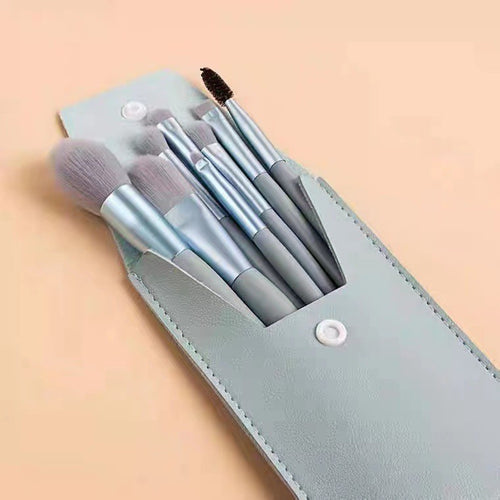 Mini set portabil 8 pensule de machiaj cu husa albastra, Klevo