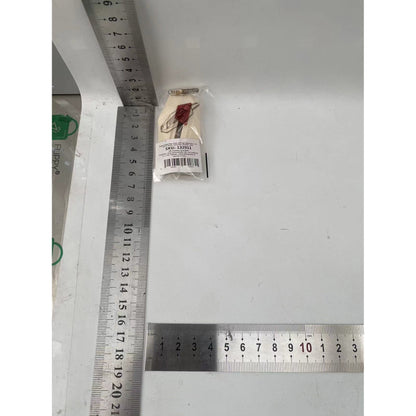 Cutter pentru Cutii, Klevo, Varf Rotunjit si Zimtat, Tip Breloc, 6.5x3.5 cm, Crem