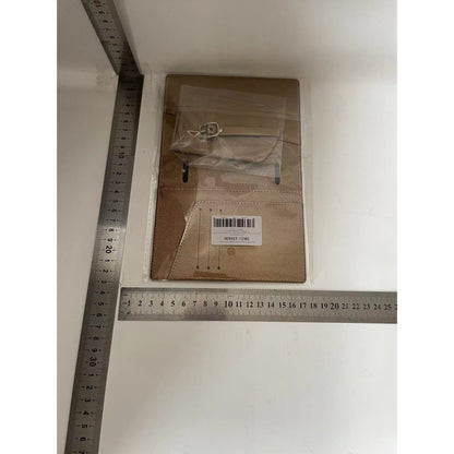 Portofel pentru Pasaport si Carduri, Klevo, 23x16 cm, 70g, din Piele PU, Suport Pix, Accesoriu Suport Eticheta, Unisex, Multifunctional, Maro