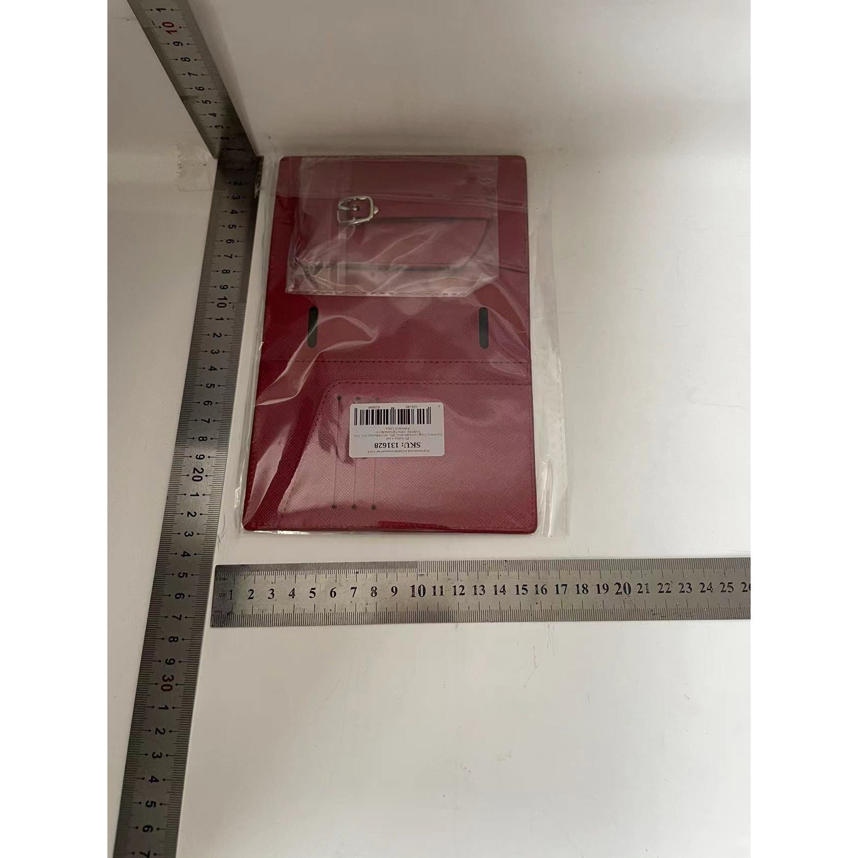 Portofel pentru Pasaport si Carduri, Klevo, 23x16 cm, 70g, din Piele PU, Suport Pix, Accesoriu Suport Eticheta, Unisex, Multifunctional, Rosu