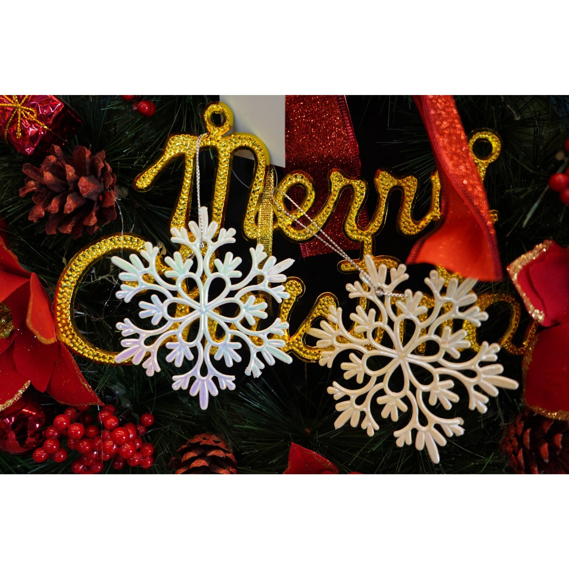 Ornament brad de Craciun, Perlat, in forma de Fulg de nea, 10 cm x 10 cm, Plastic, Klevo