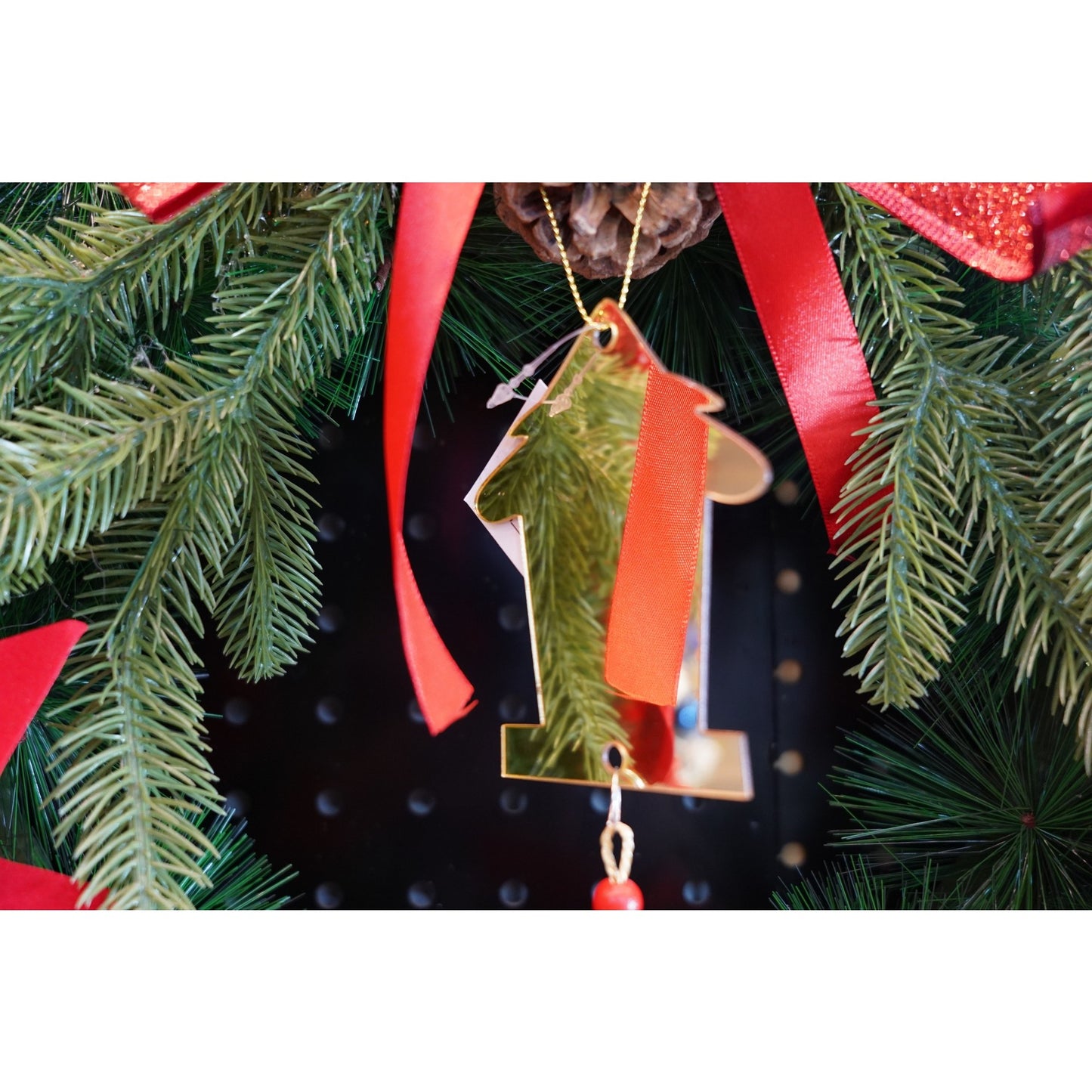 Ornament brad, Klevo, Brad, Auriu, Lucios, 8*25CM, Acril, Interior/ Exterior