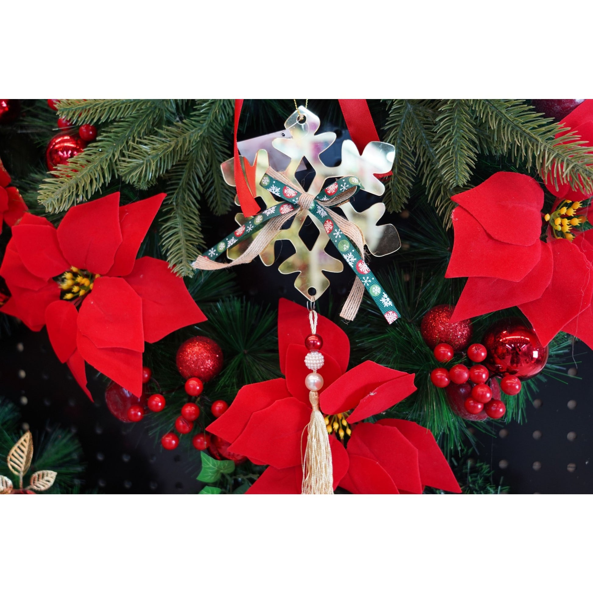Ornament brad, Klevo, Fulg de nea, Auriu, Lucios, 15*27CM, Acril, Interior/ Exterior