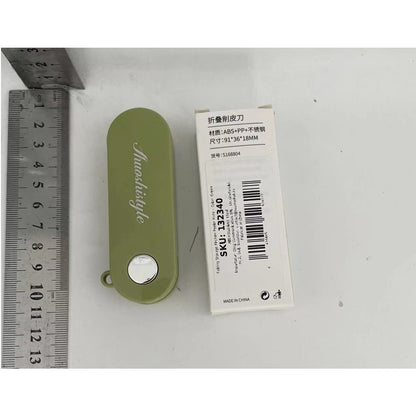 Peeler pentru Legume si Fructe, Klevo, 3.6 x 9.1 cm, Multifunctional, Curatator Pliabil, din ABS si Otel Inoxidabil, Verde