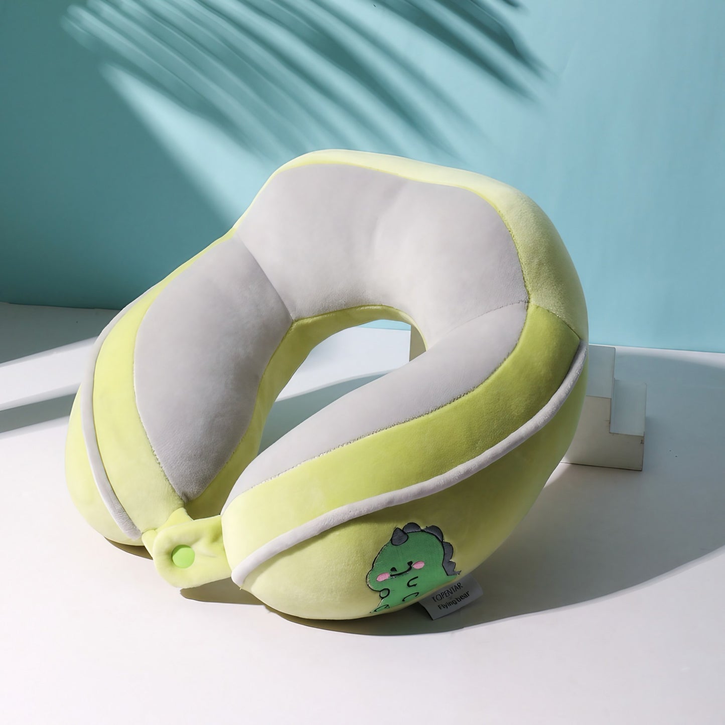Perna de Calatorie, Klevo, Pentru Gat si Cap, Umplutura din Bumbac, 28x28x10 cm, cu Model Brodat Crocodil Verde