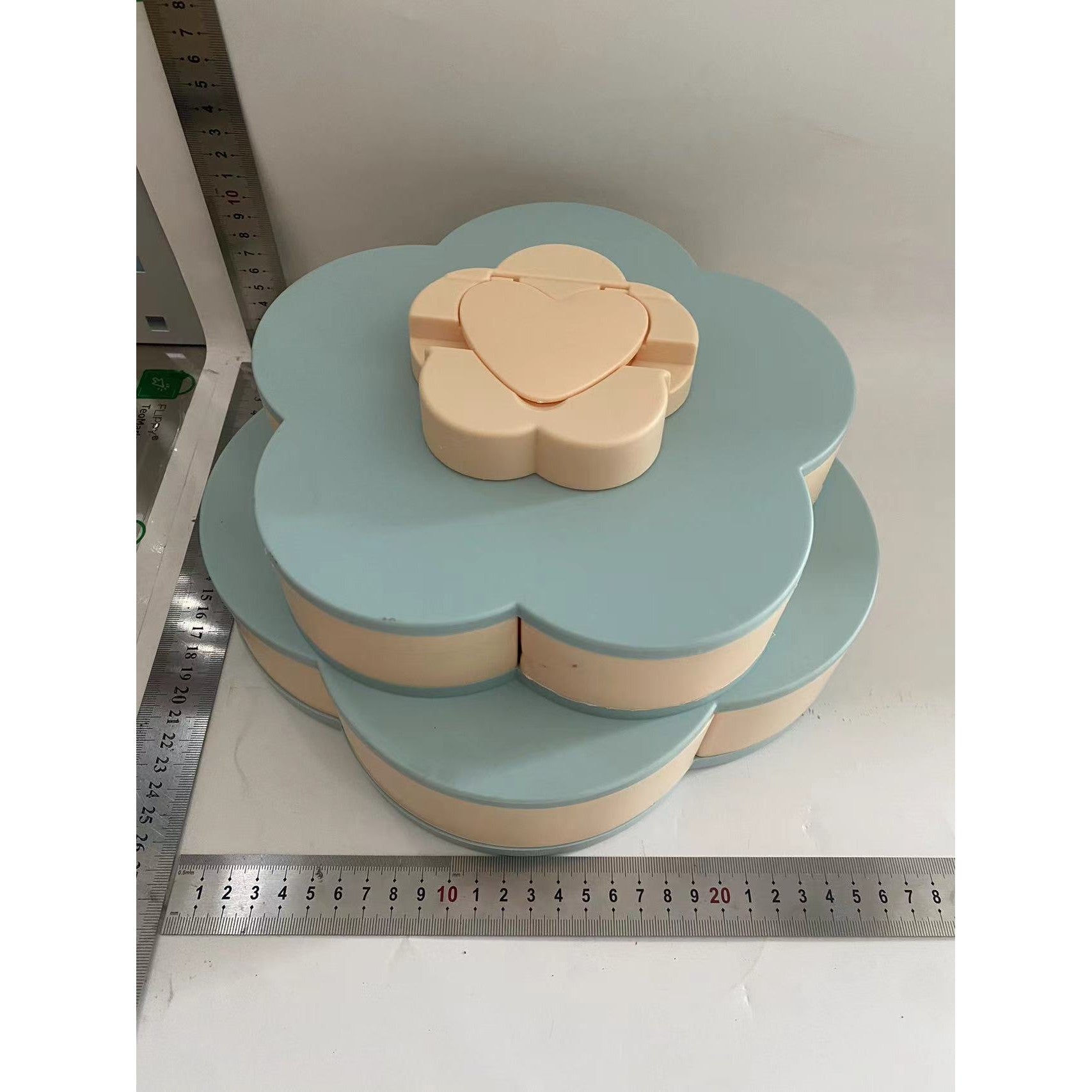 Tava pentru Servire, Klevo, pentru Fructe / Legume / Snackuri, cu Sertare, Deschidere Rotativa, pe 2 Straturi, in Forma de Floare, 26 x 26 x 11.5 cm Albastru