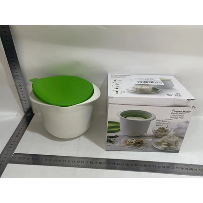 Recipient pentru Preparat Branza, Klevo, Capac de Silicon, Cheese Maker din Plastic, Strecuratoare, 17x14.5x12.8 cm, Verde