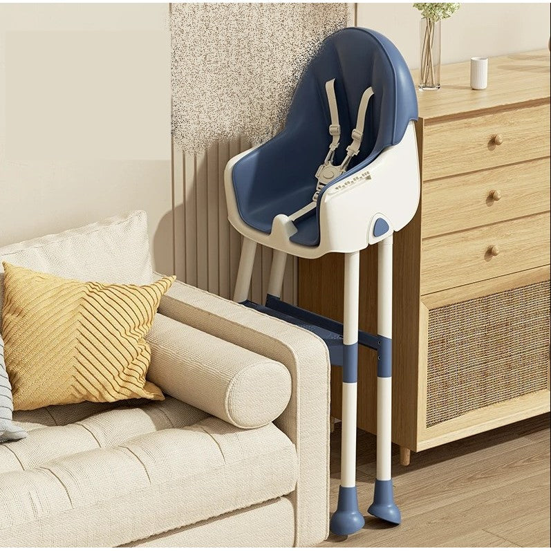 Scaun de masa pentru bebelusi si copii Klevo, cu roti, telescopic, pliabil, masuta reglabila, suport picioare, scaun invelis piele artificiala, centura siguranta, spatiu depozitare, 97 x 73 x 65 cm, albastru