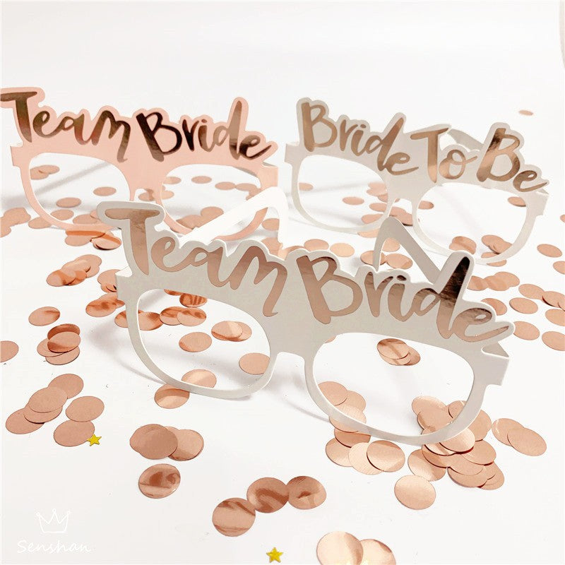 Set 10 Ochelari, Klevo, Tematica Petrecerea Burlacitelor, Model Team Bride si Bride to Be, 9 x Roz, 1 x Alb