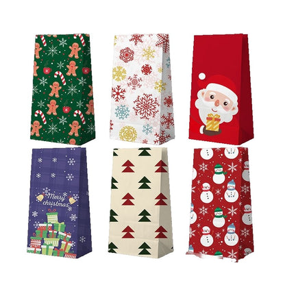Set 12 Pungi de Cadou, Klevo, Tema Craciun, cu Motive Festive, 12 Stickere Incluse, 22 x 12 x 8 cm, din Hartie, Multicolor