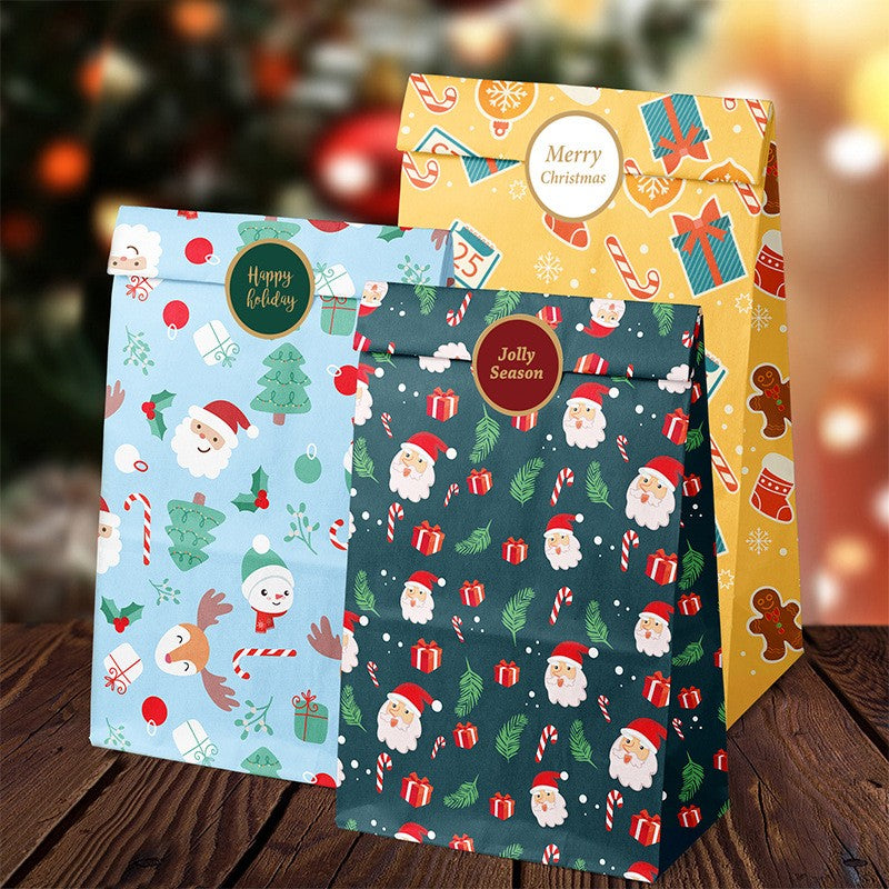 Set 12 Pungi de Cadou, Klevo, Tema Craciun, cu Motive Festive, 12 Stickere Incluse, 24 x 13 x 8 cm, din Hartie, Multicolor