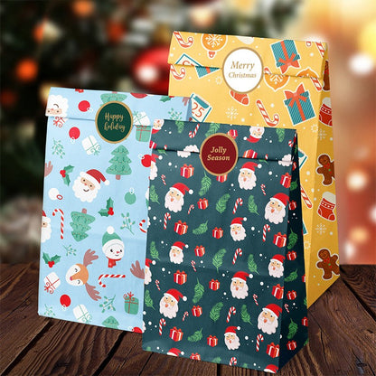 Set 12 Pungi de Cadou, Klevo, Tema Craciun, cu Motive Festive, 12 Stickere Incluse, 24 x 13 x 8 cm, din Hartie, Multicolor