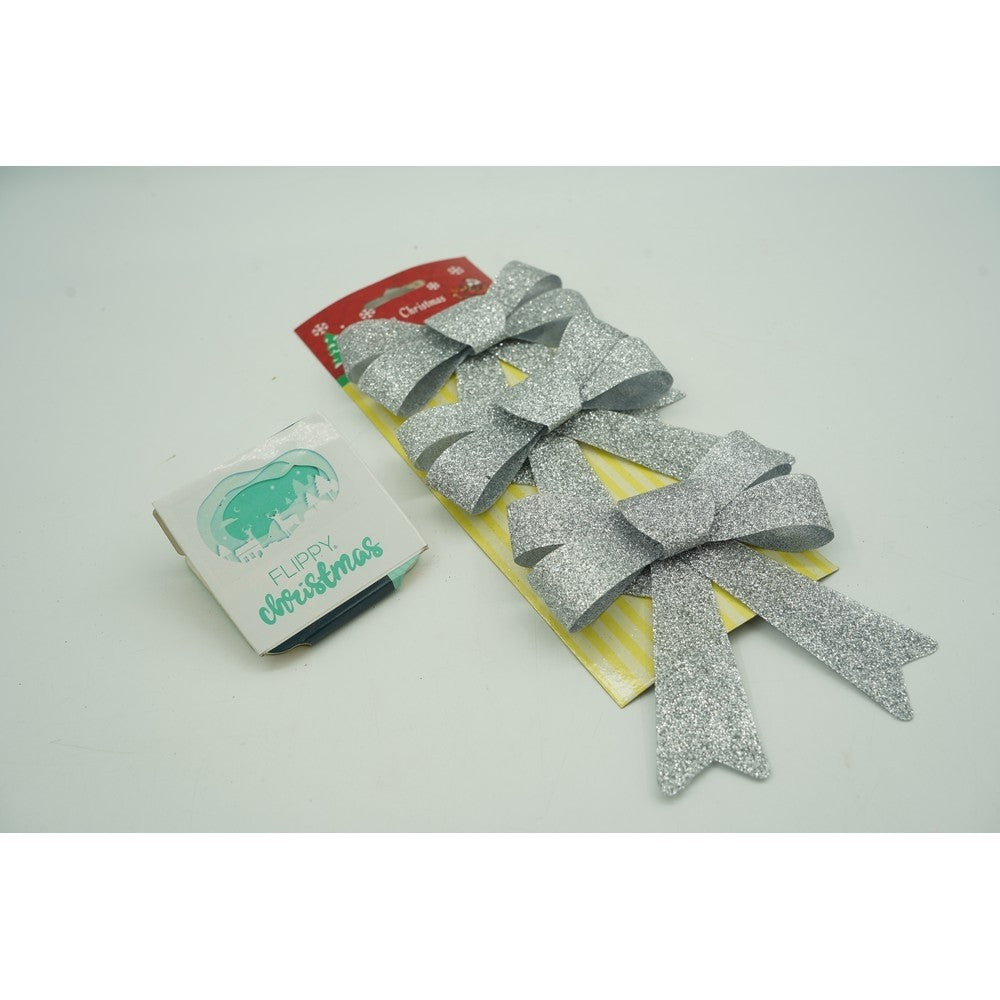 Set 3 fundite pentru brad, Argintii, cu sclipici, 10 x 11 cm, din poliester, Klevo