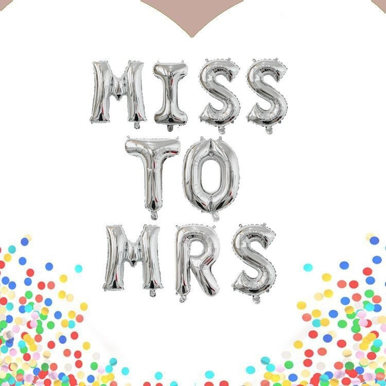 Set Baloane din Folie Metalizata, Klevo, Model Scris Miss to Mrs, Litere de 40 cm, Tema Iubire, Baloane Party, Ambalaj Individual, Pai Inclus, Umflare cu Aer sau Heliu, Argintiu
