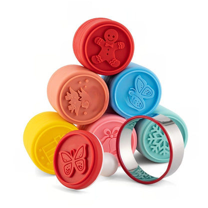 Set 6 stampile pentru prajituri Klevo, tematica de Craciun, din silicon alimentar non-toxic, taietor aluat inclus, 6 cm,  maner din plastic, compact, usor de depozitat,