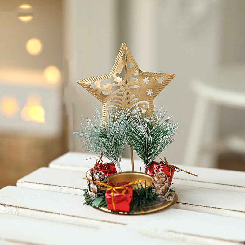Suport Decorativ pentru Lumanare de Craciun, Klevo, Ornament pentru Lumanare pe Masa, Model Stea cu Clopotei si Crengute de Brad, din Art Metal, fara Lumanare 13 x 8.3 cm, Auriu