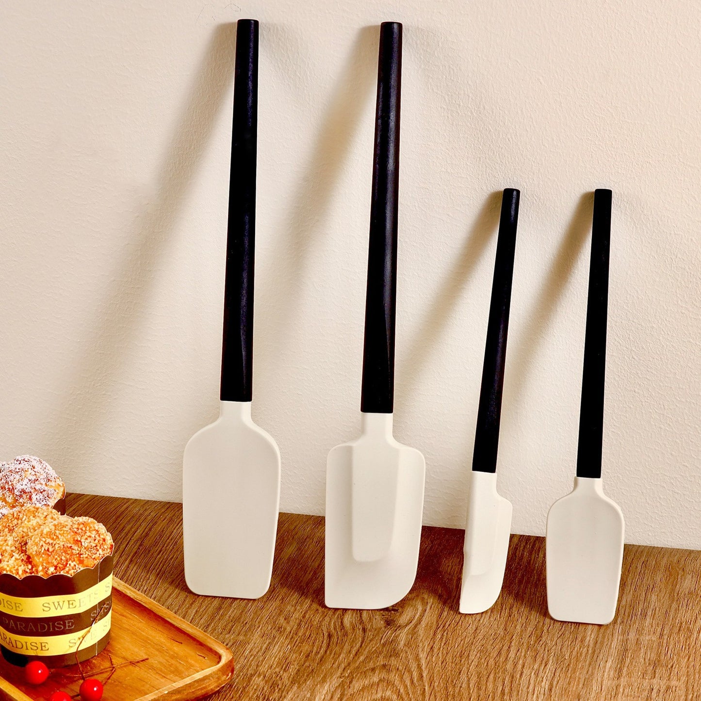 Ustensile de Bucatarie, Klevo, Set din 4 bucati, din Silicon si Lemn, Spatule de Diferite Dimensiuni, Termo rezistente, Antiaderente, Instrument de Amestecat in Bucatarie, Alb-Negru