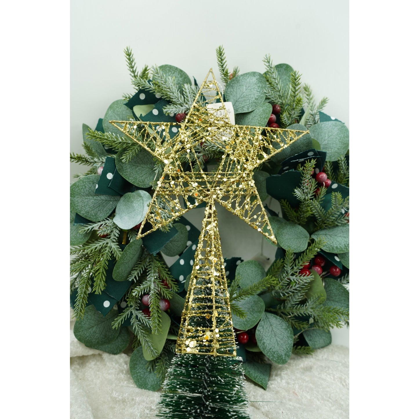 Varf decorativ de brad, Auriu, in forma de Stea, infasurata, din Plastic/Metal, 20 cm x 28 cm, Interior/Exterior, Klevo